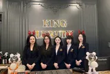 Du khách quốc tế ấn tượng với dịch vụ Barbershop kết hợp thư giãn và gội đầu dưỡng sinh