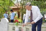 Đồng chí Tô Lâm, Tổng Bí thư, Chủ tịch nước dâng hương tại Nghĩa trang liệt sĩ quốc gia Trường Sơn