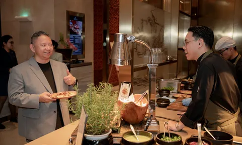 Các khách sạn 5 sao ở TP.HCM đang làm mới buffet bằng cách nào?