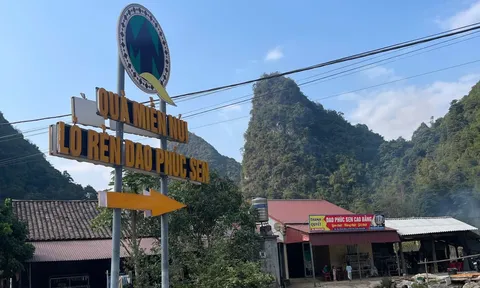 Làng rèn Phúc Sen: Nơi lửa và sắt hun đúc di sản trăm năm