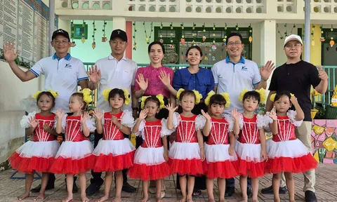 Trao yêu thương – Lan tỏa ánh trăng hạnh phúc đến trẻ em vùng cao