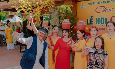 Trăm Trứng ra mắt lễ hội “Về Nguồn” đầy sắc màu văn hóa dân tộc