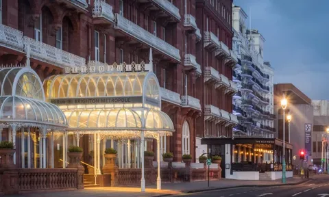 Review khách sạn: Hilton Brighton Metropole