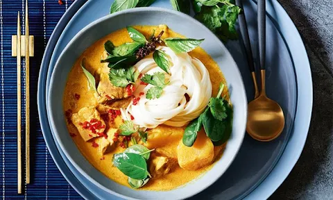 Dễ dàng nấu cà ri Thái Lan nức tiếng