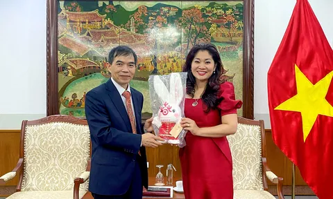 Trung Quốc cho phép các công ty du lịch tổ chức khách theo đoàn vào Việt Nam từ ngày 15/3