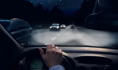Kinh nghiệm lái xe an toàn ban đêm