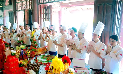 Nét đẹp văn hoá ngày giỗ Tổ nghề Đầu Bếp Việt Nam