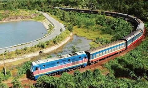 Thêm tàu phục vụ khách dịp Hè, giá vé giảm đến 30%