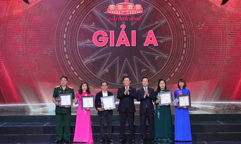 67 tác phẩm báo chí được trao Giải Diên Hồng lần thứ nhất
