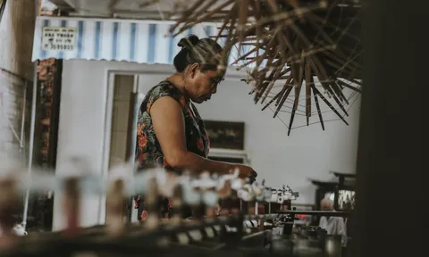Làng dệt Tân Châu: Đen tuyền màu lụa "hảo hạng" Lãnh Mỹ A