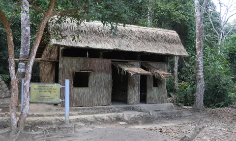 Loạt điểm đến mang đậm dấu tích của chiến thắng Điện Biên Phủ "lừng lẫy năm châu, chấn động địa cầu"
