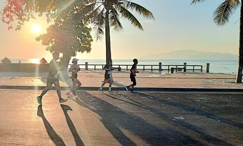 Khởi động Giải chạy Unique Nha Trang H-Marathon 2024