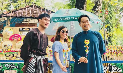 Đến Lễ hội Tết Việt xem nhiều nghệ nhân "giữ lửa" văn hoá dân tộc