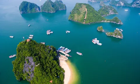 Bãi biển Ti Tốp lọt vào danh sách 100 bãi biển đẹp nhất thế giới