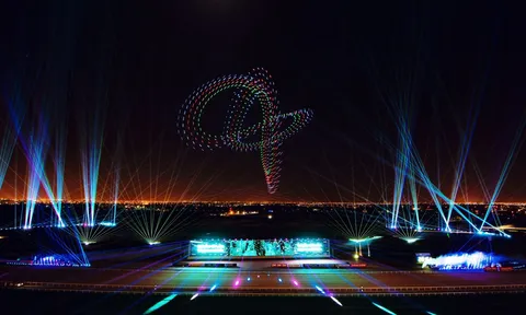Trình diễn 200 Drone Light tại Chương trình khai mạc Năm Du lịch quốc gia - Điện Biên và Lễ hội Hoa Ban năm 2024