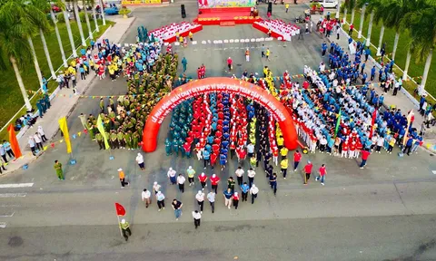 Sôi nổi Lễ phát động Ngày chạy Olympic vì sức khỏe toàn dân tỉnh Bình Dương năm 2024