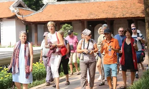 Khách quốc tế đến Việt Nam quý I tăng 72%, phục hồi hoàn toàn so với 2019
