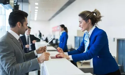 Chuyên gia hàng không lý giải nguyên nhân giá vé máy bay hiện nay tăng vọt