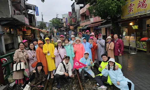 Giá vé máy bay nội địa cao, du khách "chuyển hướng" trong mùa du lịch cao điểm hè