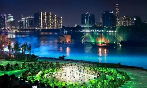 Doanh nghiệp lữ hành tung loạt tour du lịch đường thủy mới hưởng ứng "Chuyến tàu huyền thoại"