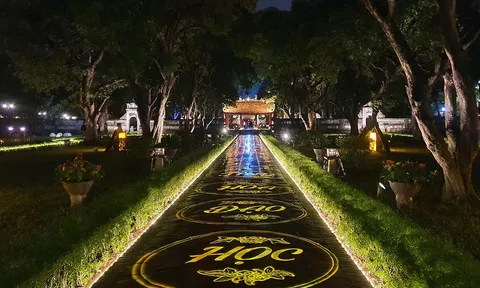 Sẽ thực hiện thí điểm mô hình sản phẩm du lịch đêm tại 12 địa phương trọng điểm du lịch