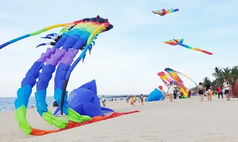 Khai mạc Festival biển “Hội An - Cảm xúc mùa hè 2024”: Nhiều hoạt động hấp dẫn