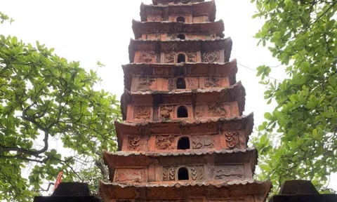 Ngắm tháp đất nung - "bảo vật quốc gia" hơn 350 năm tuổi ở Hưng Yên