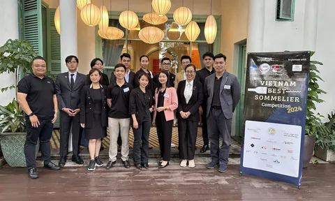 Tìm kiếm người phục vụ rượu vang giỏi nhất Việt Nam đi thi đấu quốc tế