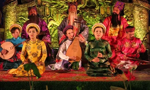 Thừa Thiên Huế quyết chấn chỉnh hoạt động du thuyền, ca Huế trên sông Hương