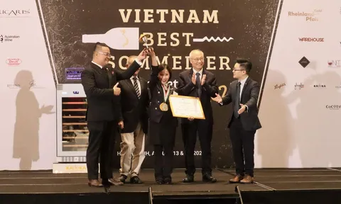 Lộ diện Quán quân cuộc thi "Người phục vụ rượu vang giỏi nhất Việt Nam 2024"