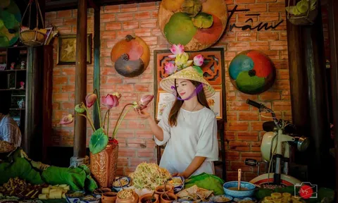 “Phát triển du lịch ẩm thực tại tỉnh Thừa Thiên Huế dựa trên việc xây dựng và khai thác nhãn hiệu chứng nhận “Huế - Kinh đô ẩm thực”