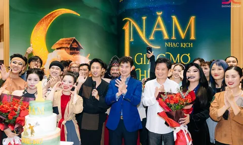 Giấc mơ Chí Phèo cháy vé: Dương Cầm nhận mưa lời khen với nhạc kịch Broadway “made in Vietnam