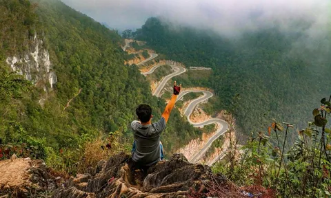 Hành trình đạp xe xuyên Tết: Đón xuân trên những cung đèo phía Bắc