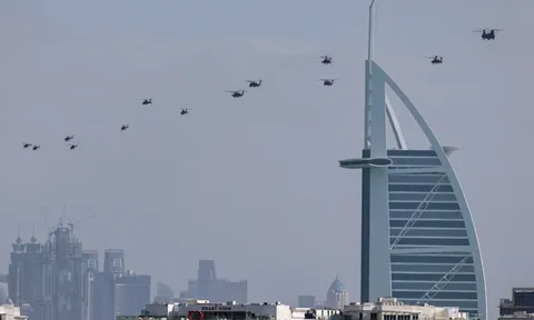 Du lịch Dubai giữa chiến sự Trung Đông: Đóng cửa loạt điểm tham quan, bảo vệ du khách mắc kẹt