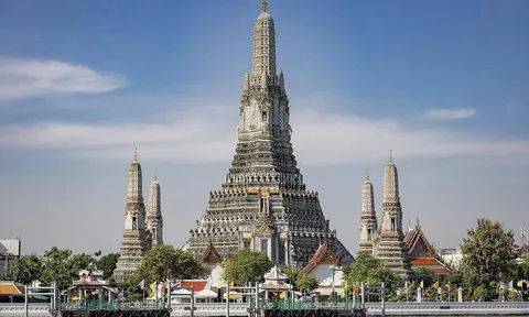 Khách Việt đi Thái Lan sẽ bị ảnh hưởng gì khi nước này bỏ miễn thị thực 60 ngày?