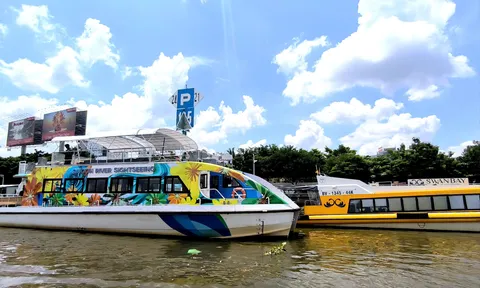 Khi dòng sông trở thành đại lộ du lịch của TP.HCM