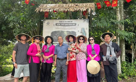 Từ những chuyến nghỉ ngắn ngày đến xu hướng khám phá địa phương