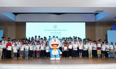 Quỹ học bổng Mèo máy thông minh: 30 năm chắp cánh ước mơ cho trẻ em Việt Nam