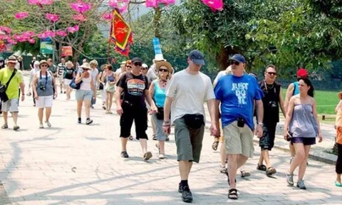 Việt Nam có thể đón 13 triệu khách quốc tế trong năm 2023