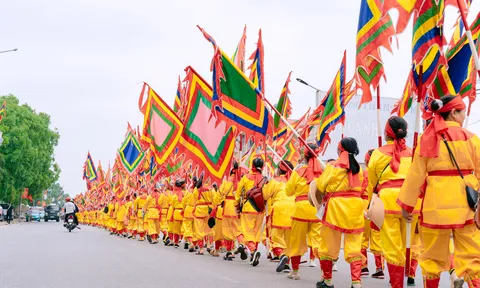 Rước Mẫu thỉnh kinh: Dòng chảy tâm linh gắn kết cộng đồng Tín ngưỡng thờ Mẫu