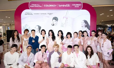 Hương Giang, Võ Tấn Phát xuất hiện cùng Angela Phương Trinh tại sự kiện của COLORKEY