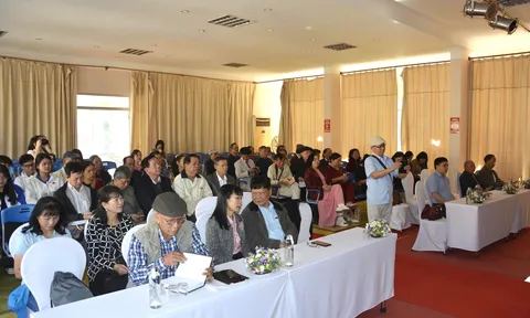 Văn học - Nghệ thuật Quảng Ninh : Từ lý luận phê bình đến trách nhiệm với di sản