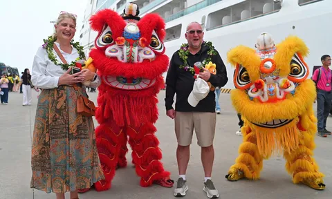 Mùng một Tết 2.400 khách du lịch quốc tế “xông đất”   Quảng Ninh