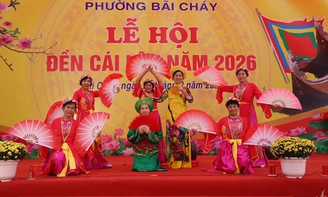 Đền Cái Lân điểm du lịch tâm linh bên bờ vịnh Hạ Long