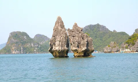 Vịnh Bái Tử Long “ Một trong bảy kỳ quan của Đông Nam Á”