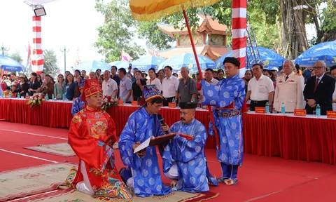 Tiến sĩ Vũ Phi Hổ, lễ kỷ niệm 515 năm ngày khoa cử diễn ra tưng bừng như ngày hội ở Quảng Ninh