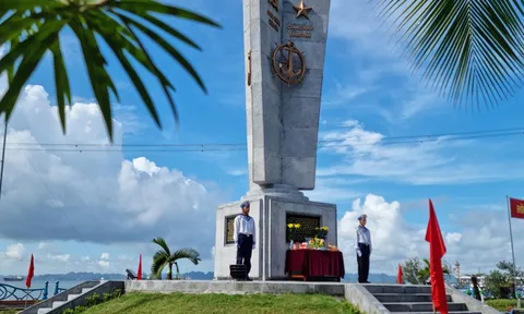 Người phi công Mỹ trở lại tìm ân nhân giữa biển Hạ Long