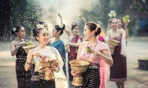 Tháng 4 đi đâu mới "chất", điểm ngay 5 đất nước xinh đẹp đang chờ đón bạn