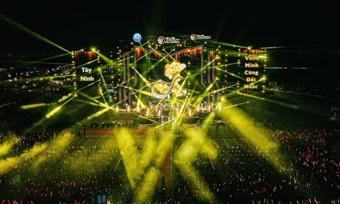 Gần 50.000 khán giả đổ về T&T City Millennia trải nghiệm đại nhạc hội