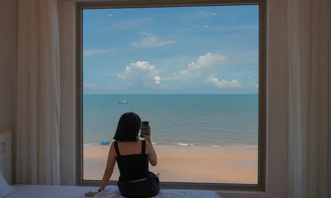 Dạo chơi Phước Hải, ‘gói lại’ khung cảnh biển xanh của mùa hè